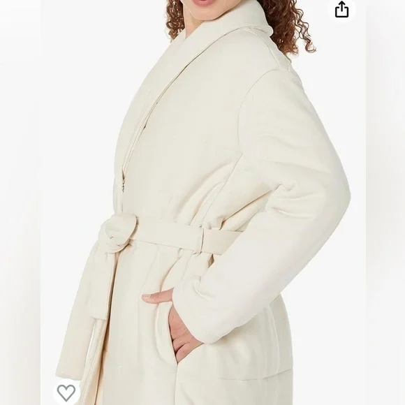 Women's Cotton Padded Home Coat, Ivory, 3X. Amazon Essentials. Cozy & Chic - Picture 2 of 7